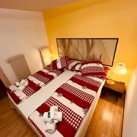 מלון Rhoneblick 3*