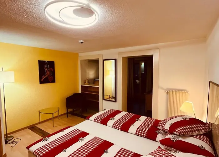 Hotell Rhoneblick 3*