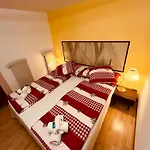 מלון Rhoneblick 3*