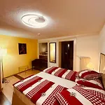 מלון Rhoneblick 3*